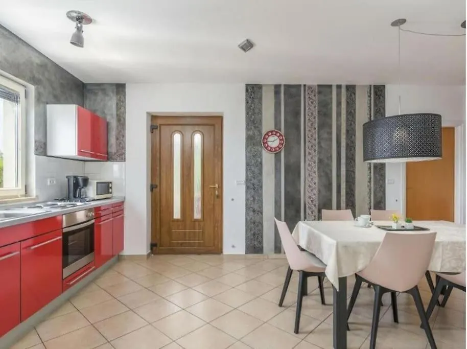 Villa Tomko Brovinje 0*,  Croatia